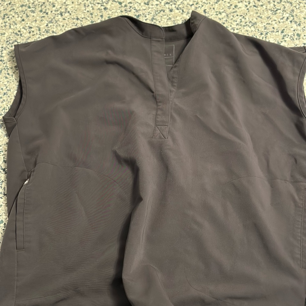 Figs Rafaela top - color charcoal - size small